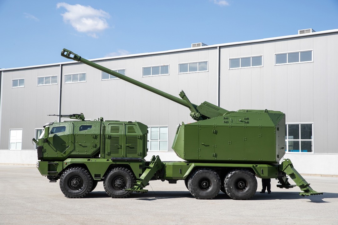 Nora B-52 NG Serbian 155mm Self-Propelled Howitzer (D)